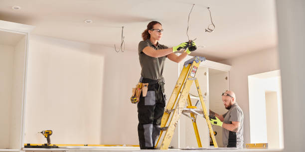 Best Licensed Electrician  in Roseville, OH